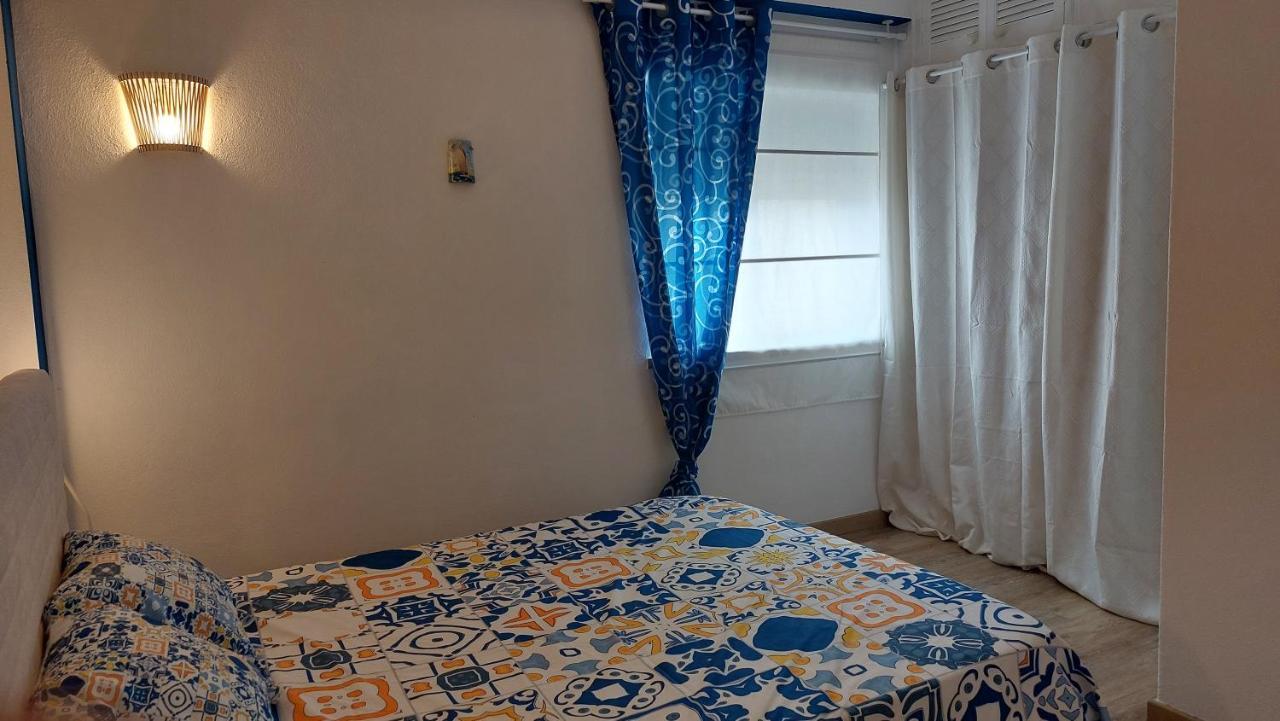 Azulejos Em Portugal Apartman Quarteira Kültér fotó